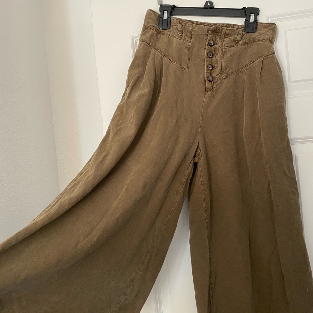 Wide leg pants